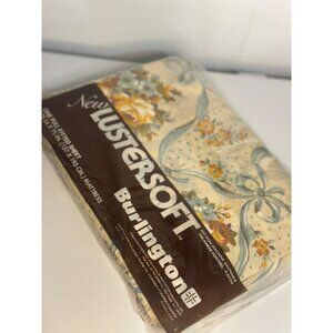 VTG Burlington Lustersoft Fitted Sheet Size 54x76 Floral Bow Print NOS 137x190cm